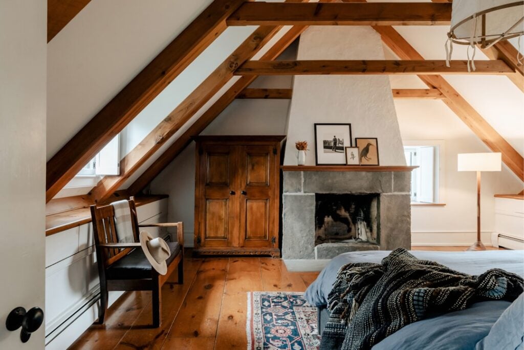 HMO bedroom with a sloping ceiling where usable floor area must be measured carefully